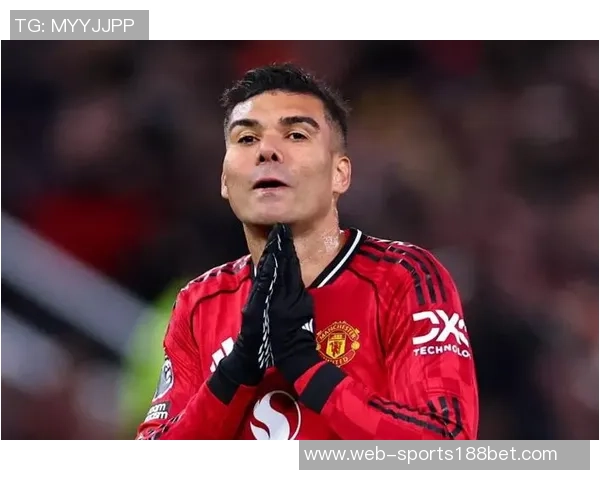 卡塞米罗遭遇撞击后主动请缨下场33岁仍难以替代的他何去何从